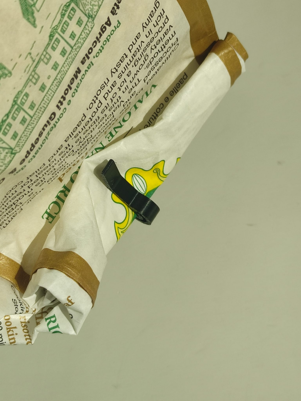 Simple Bag Clip