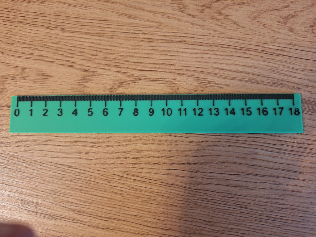Ruler 18 cm