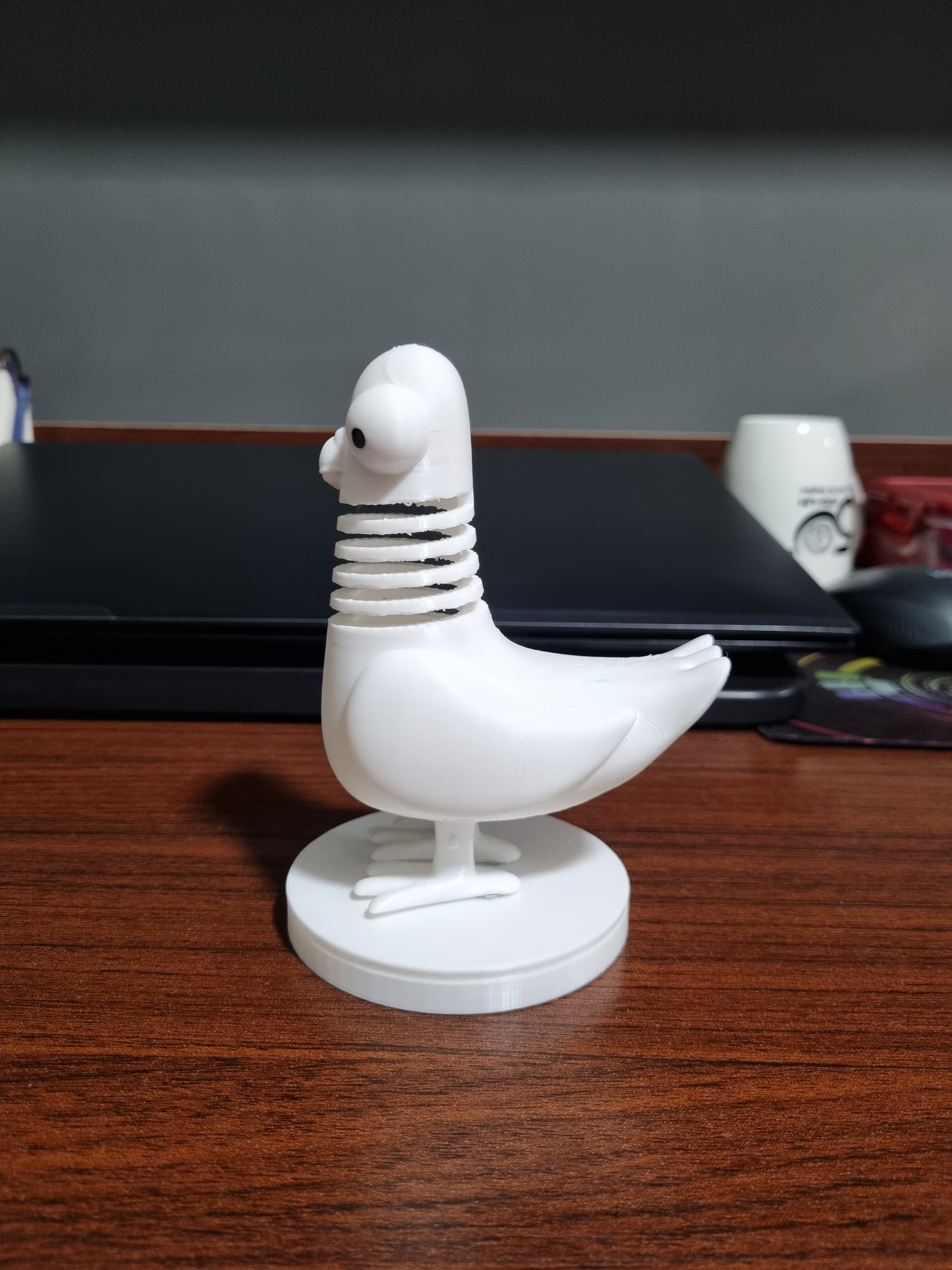Flexible Bird Neck Pigeon – Wiggly Desktop Toy