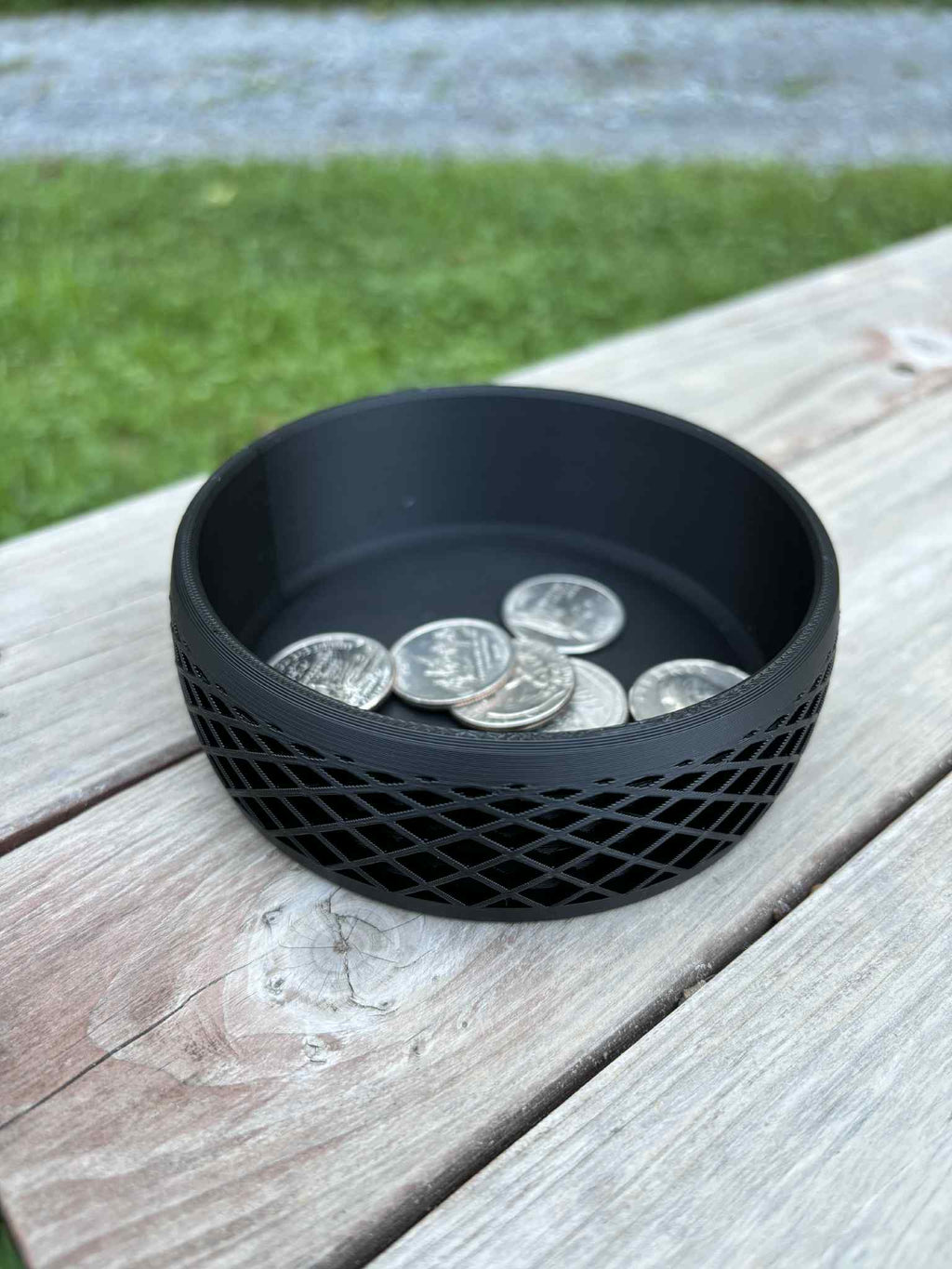 Small mesh catch all bowl