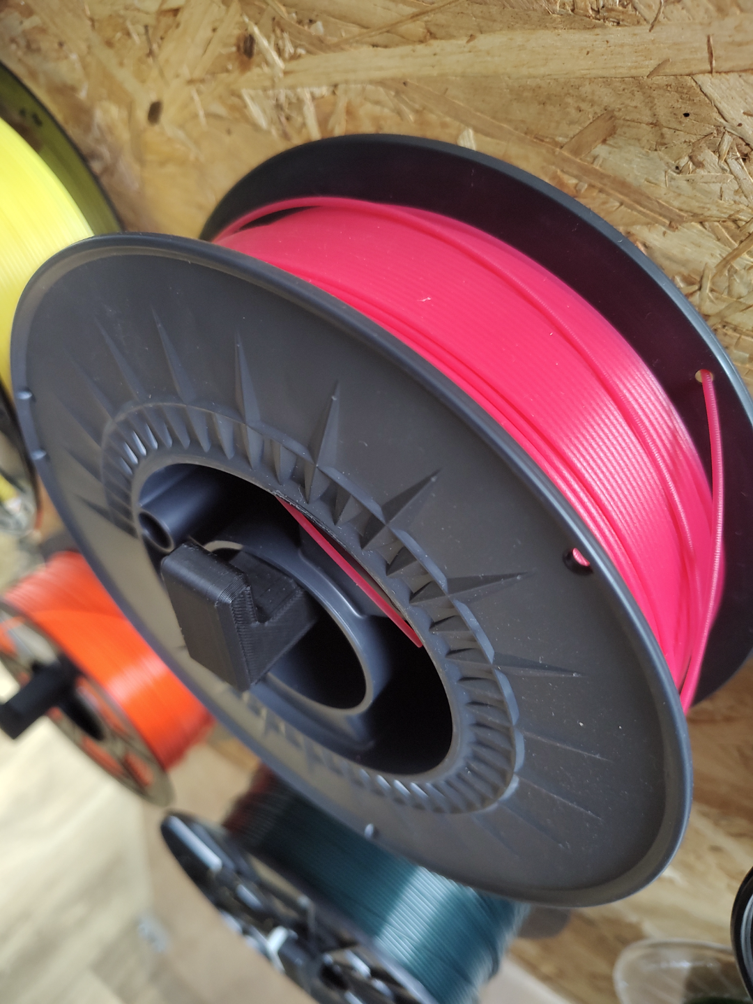 Wall fillament spool holder