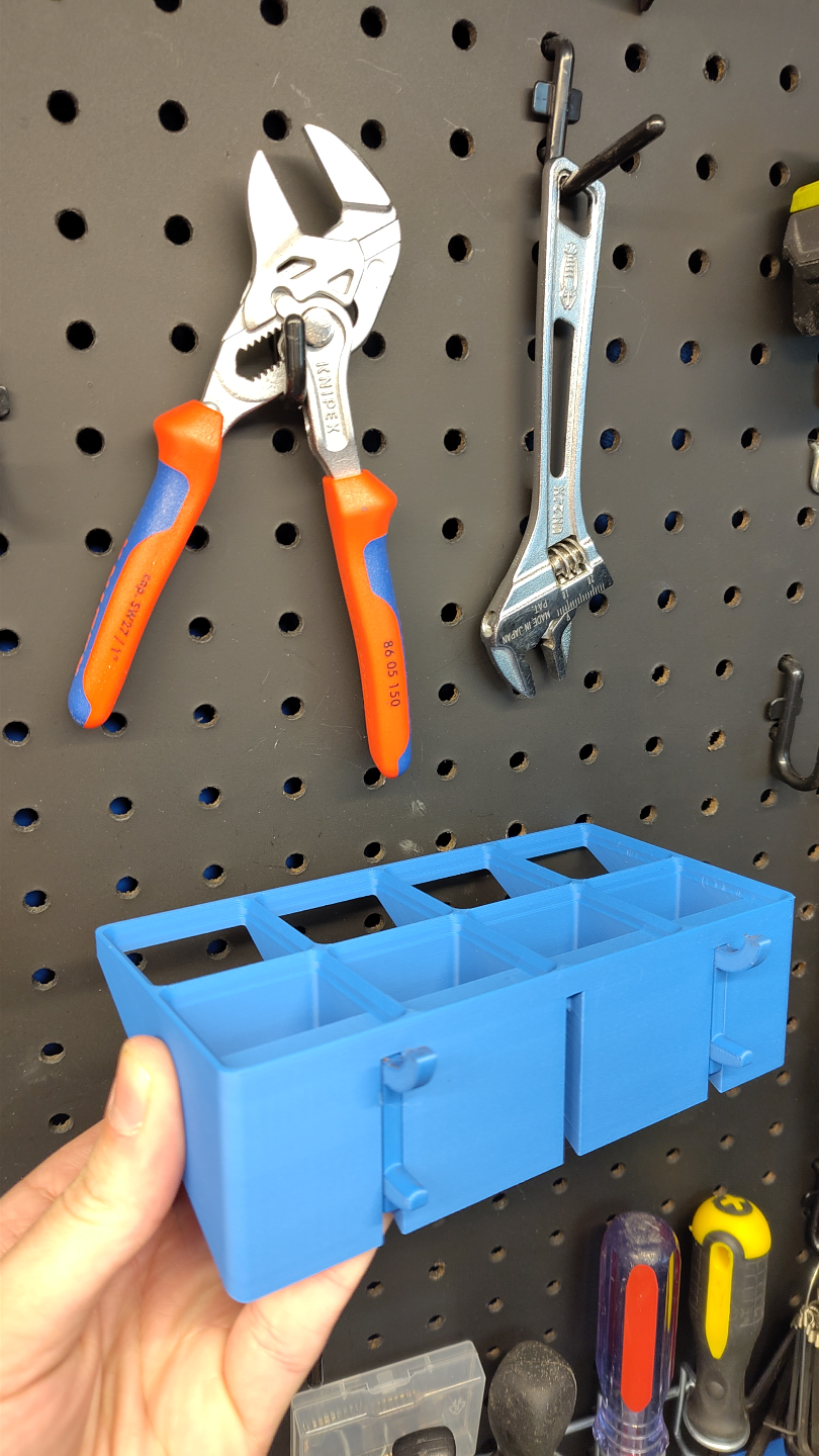 Universal Pegboard System - Gridfinity 2 x 4 Shelf