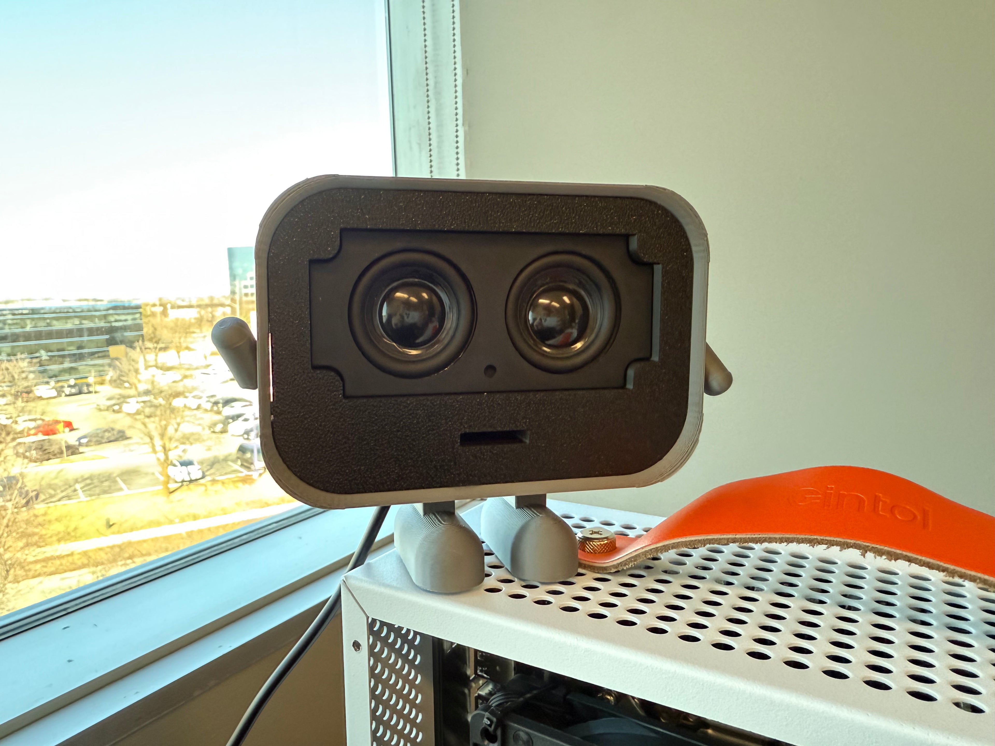 Cute Robot Speaker