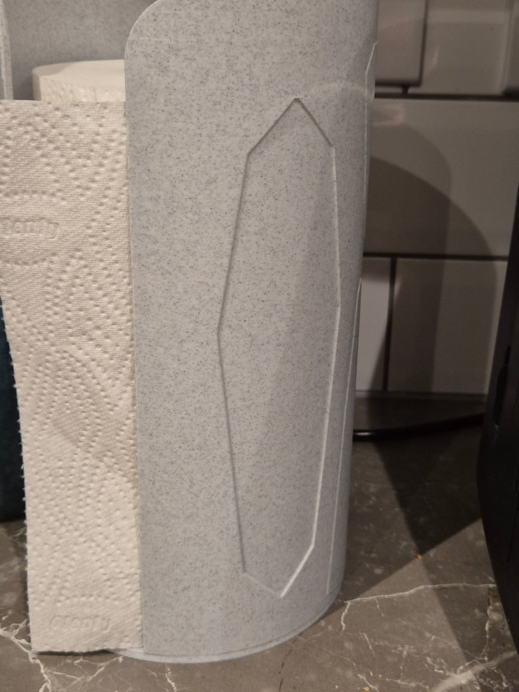 Paper Towel Holder - Crystal Pattern
