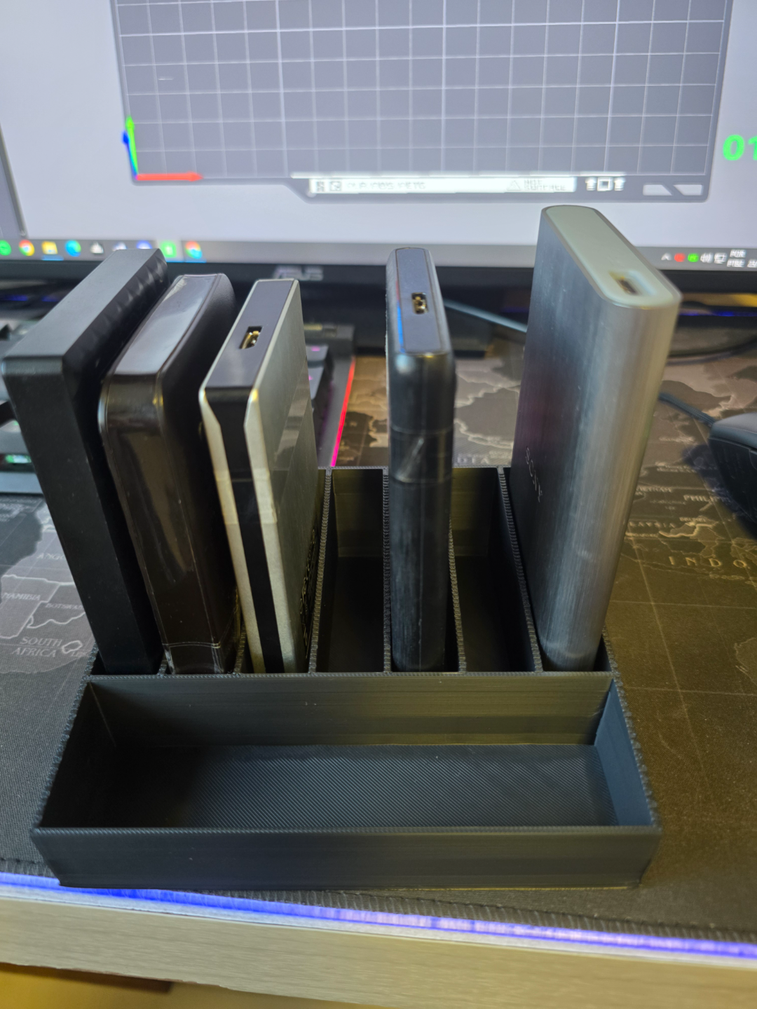 External HD Organizer Box 7 Slots + Cables Slot