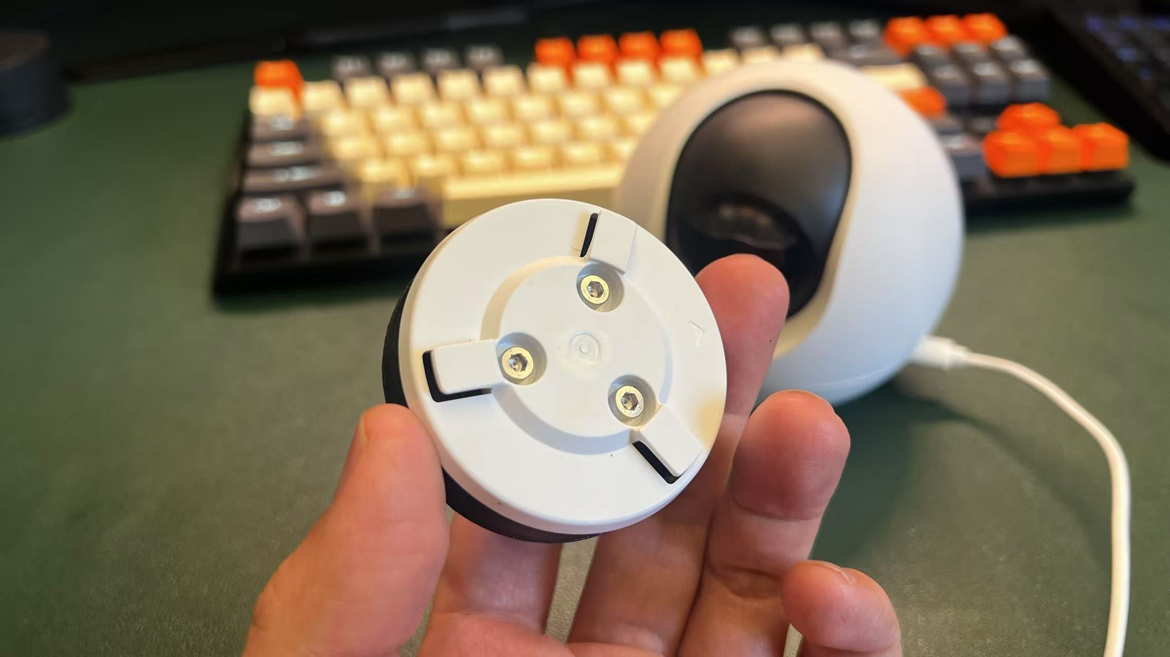 萤石摄像机连接云台或三脚架快装板的适配器