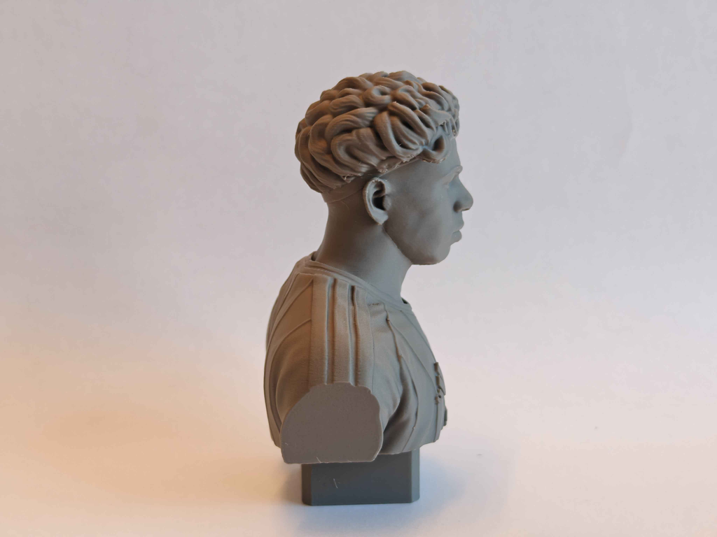 Lamine Yamal Bust / Statue