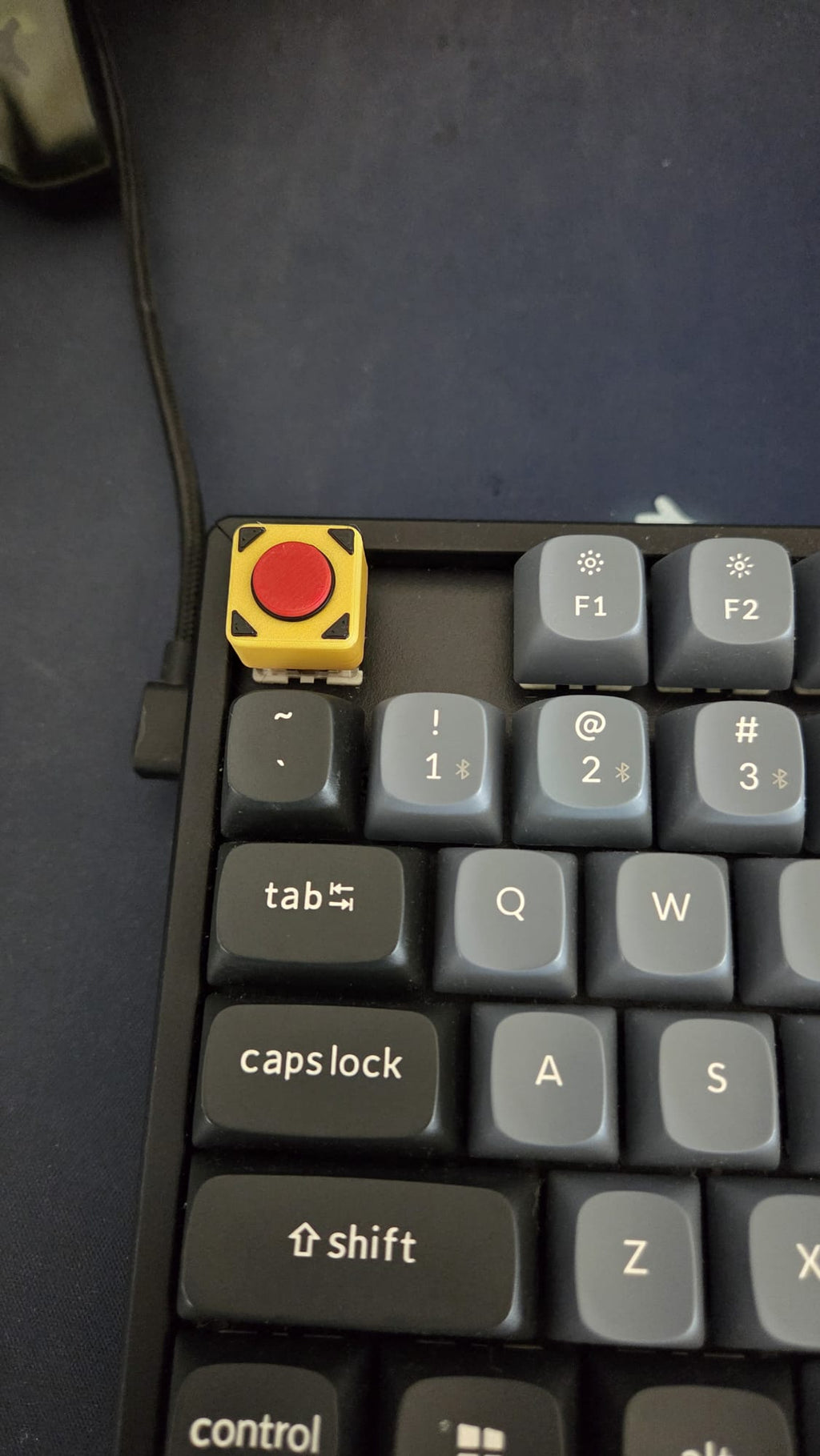 Industrial "Emergency Stop" Keycap - keychron