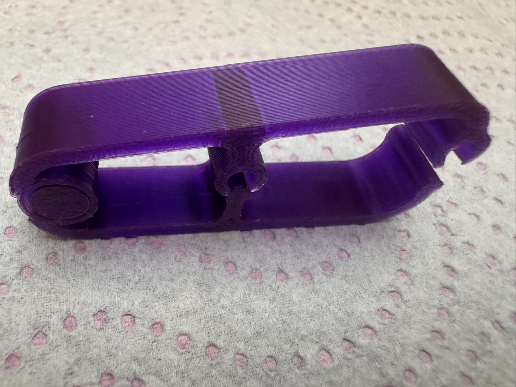 Cable clip