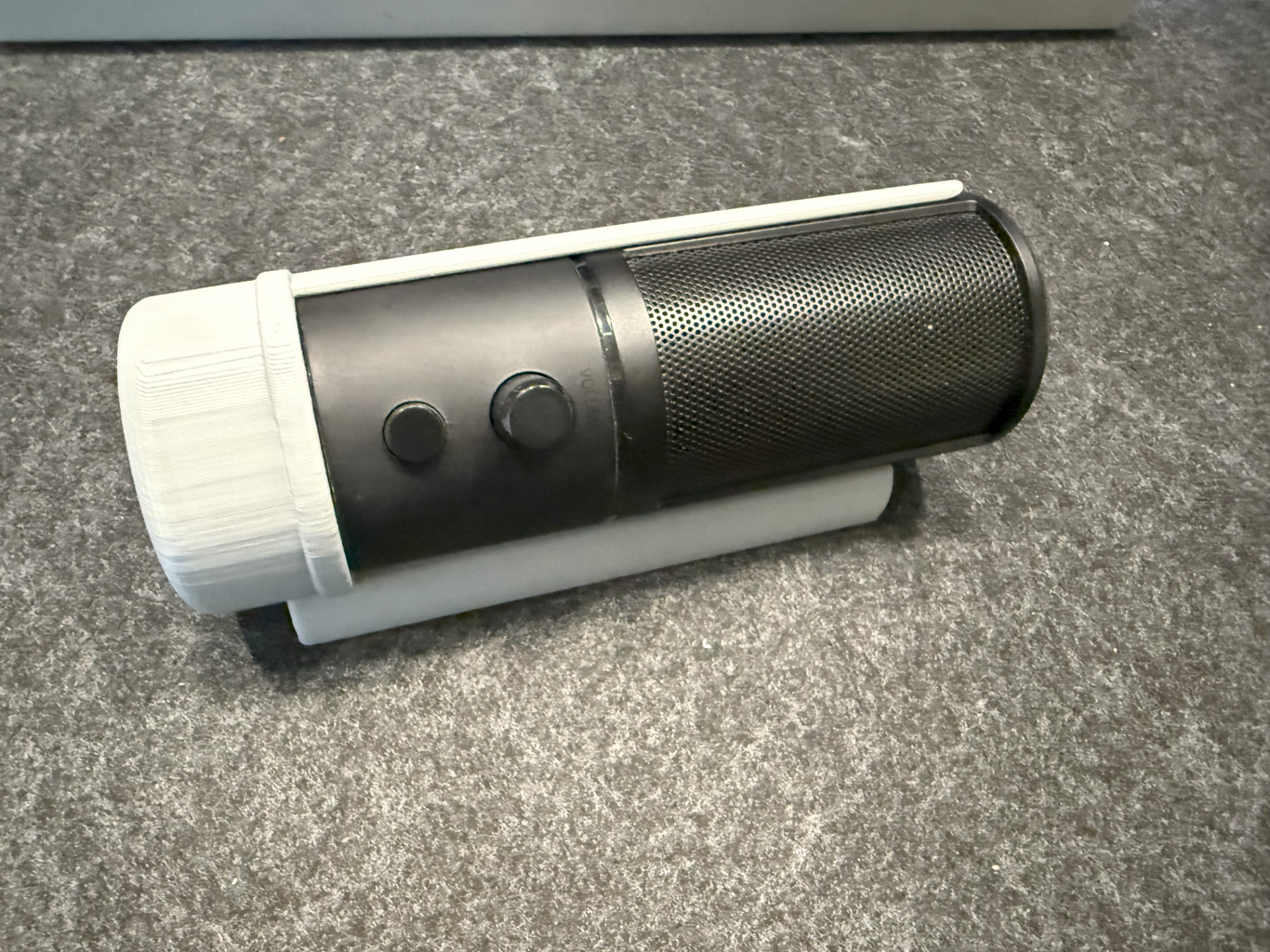 Horizontal Desk Holder for Razer Seiren (v1) Mic