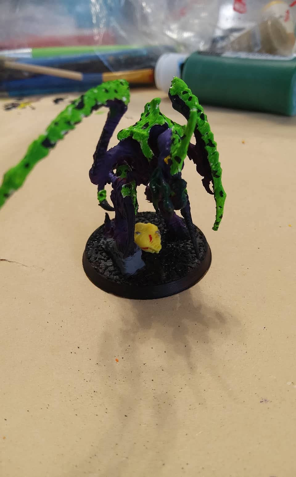 Warhammer40k marine helmet for miniature bases