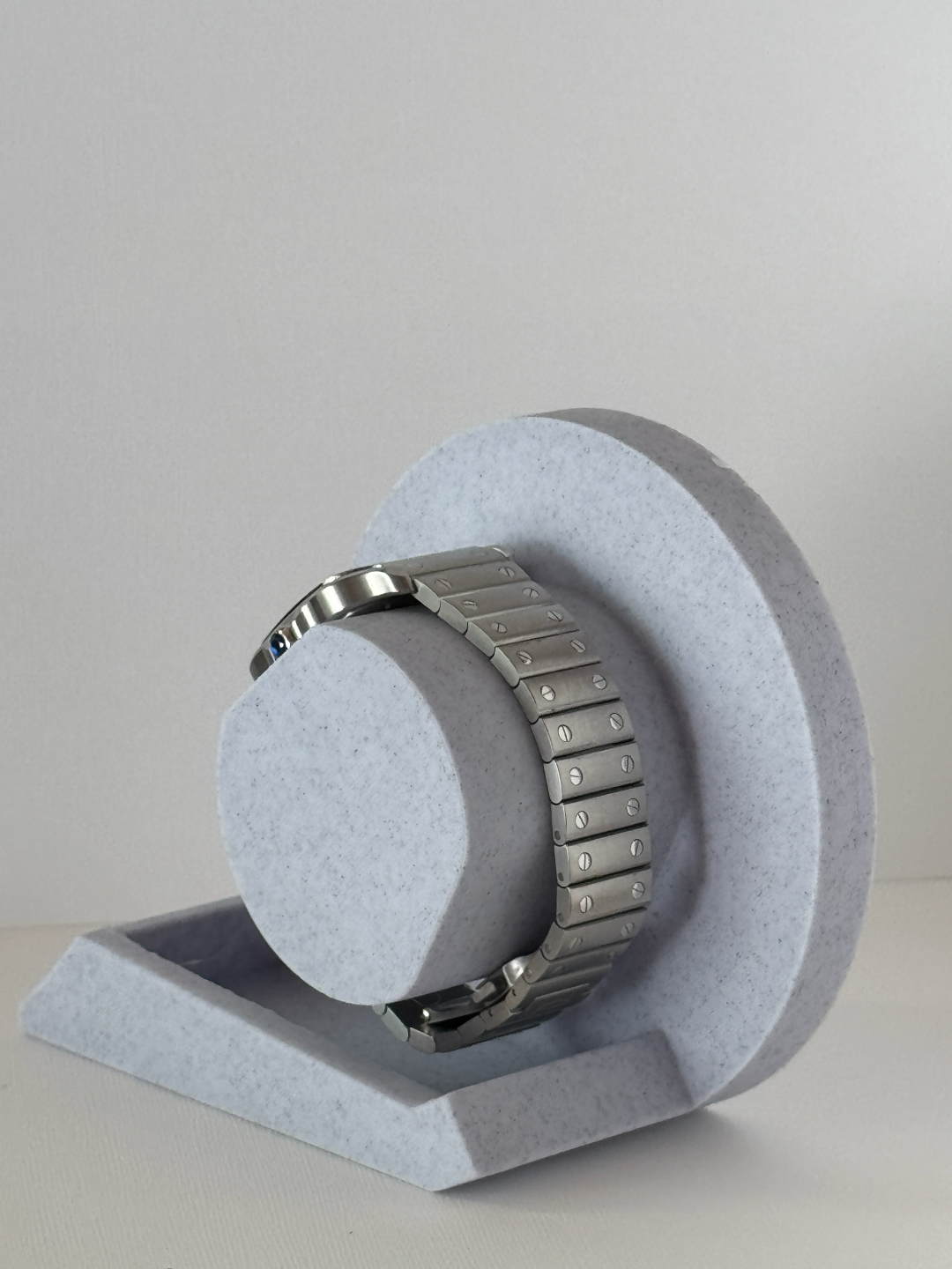 Elegant Watch Stand