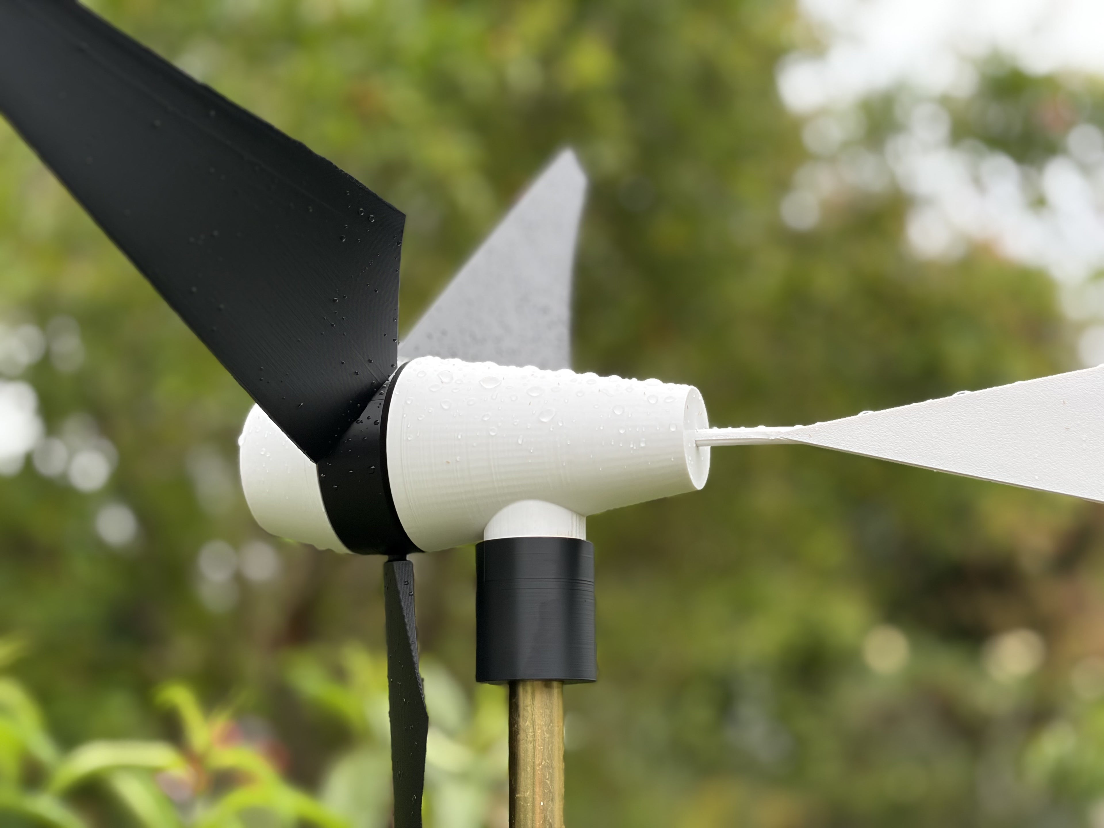 Garden wind turbine