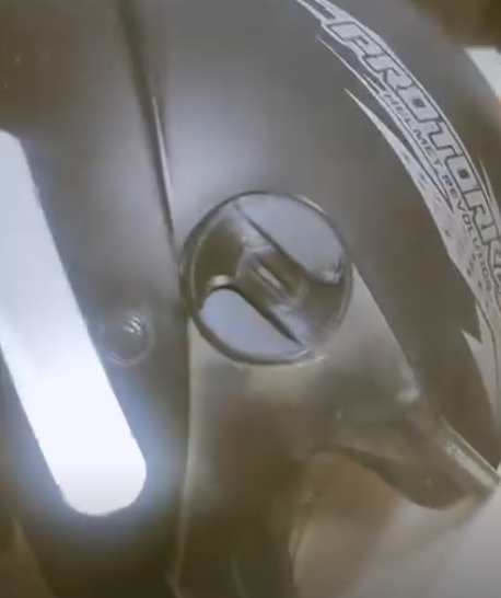 Engate viseira capacete PRO TORK
