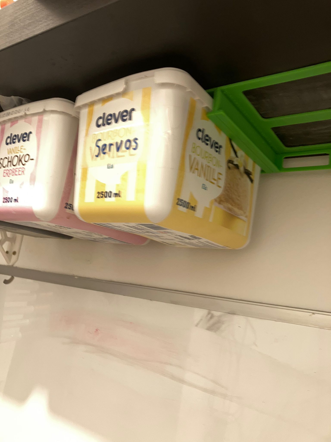 Ice cream tube drawer