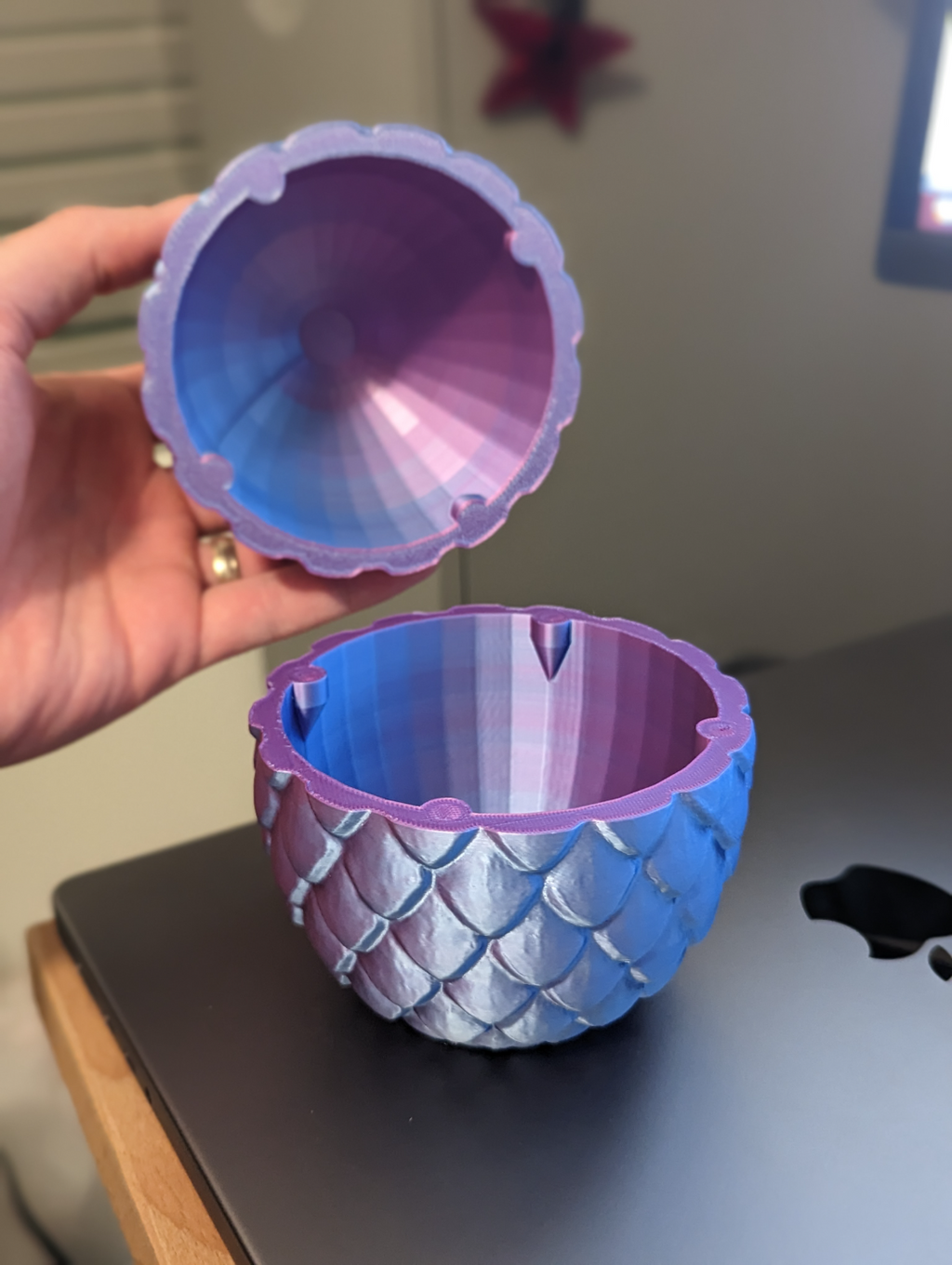 Magnetic Dragon Egg