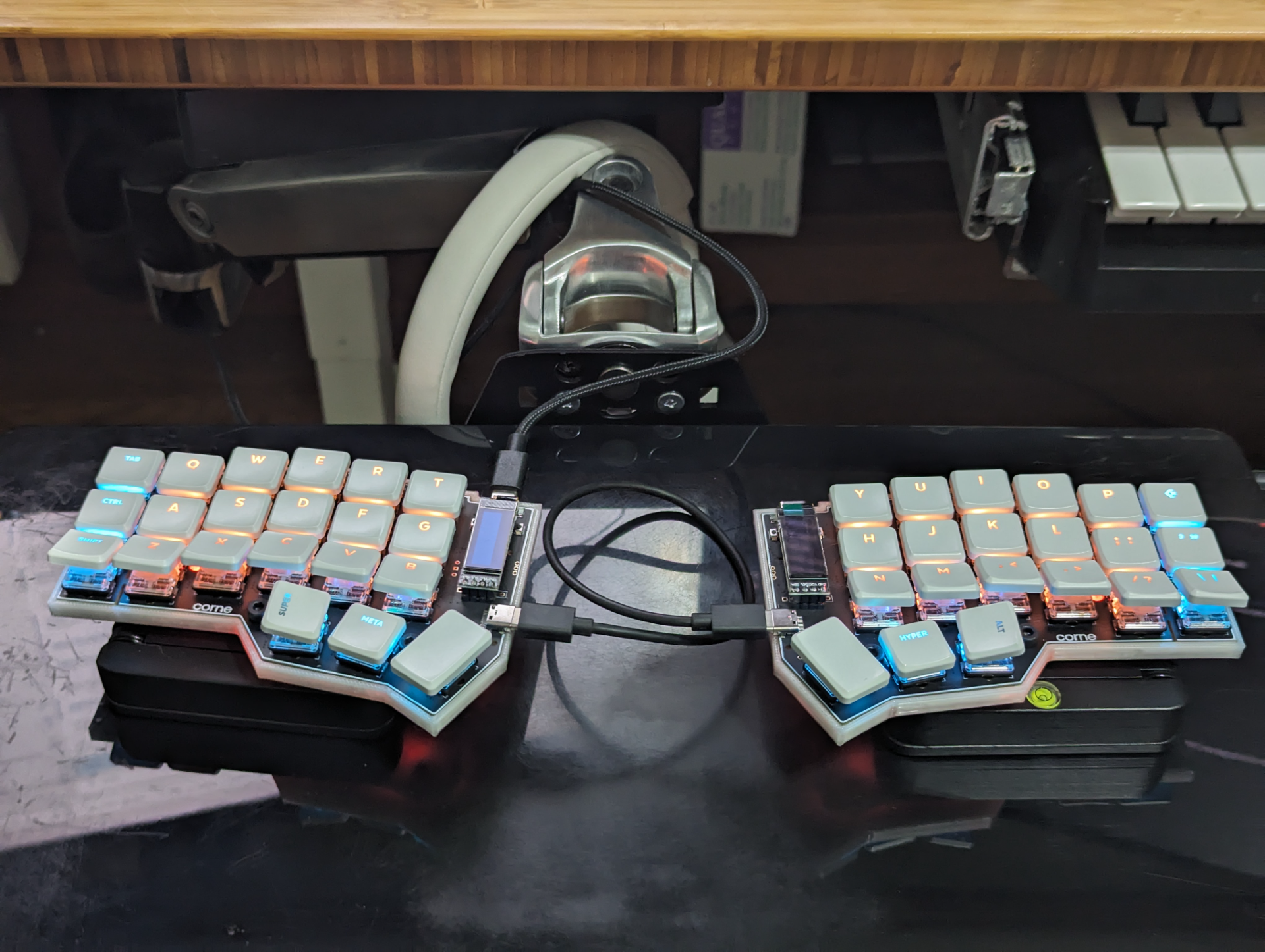 Ergonomic corne keyboard custom case, mount and choc key tilts