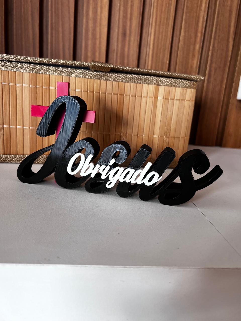 Decoração de mesa Obrigado Jesus