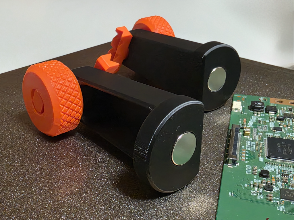 Magnetic Adjustable PCB Holder Tool