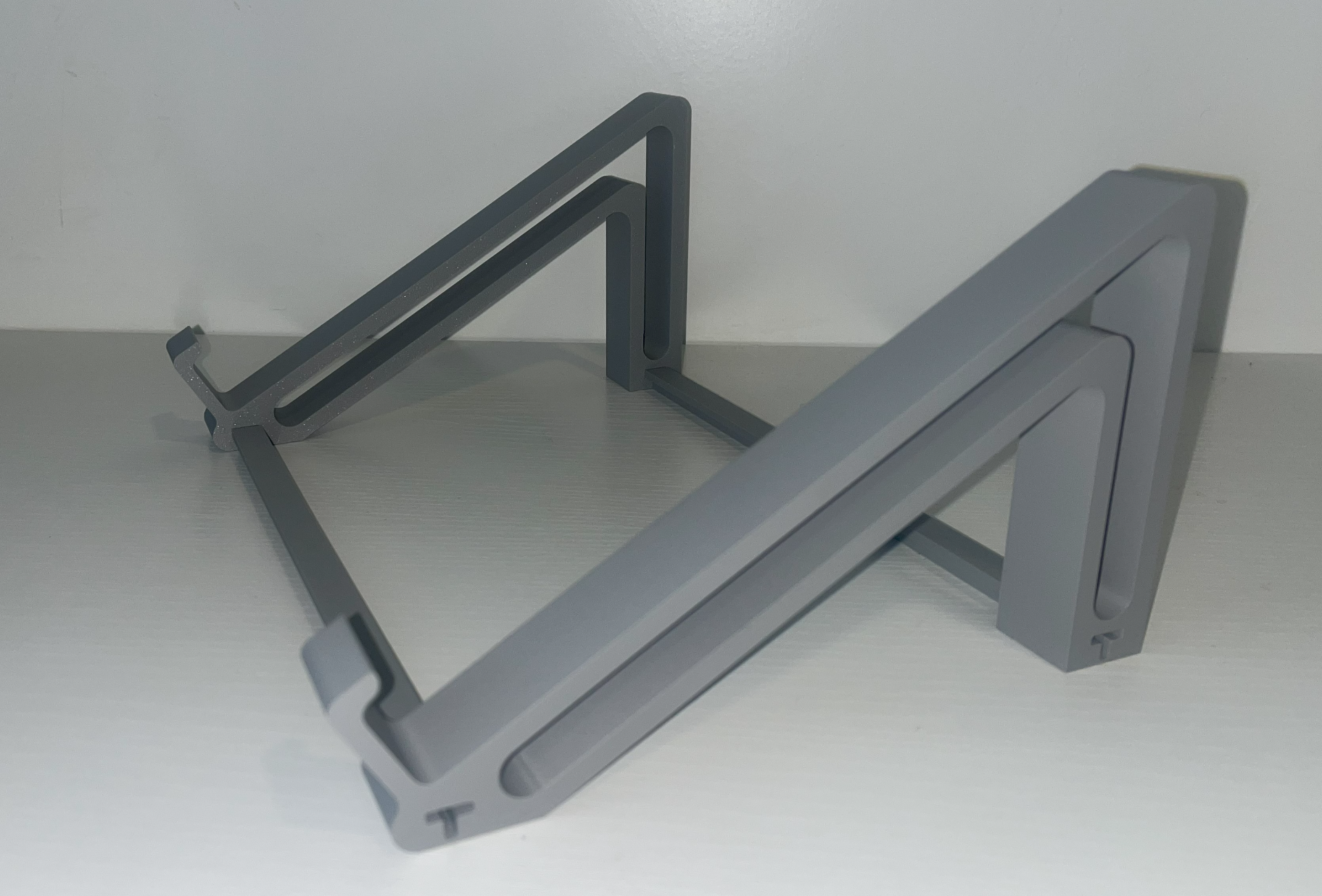 11 Inch+ Laptop Stand