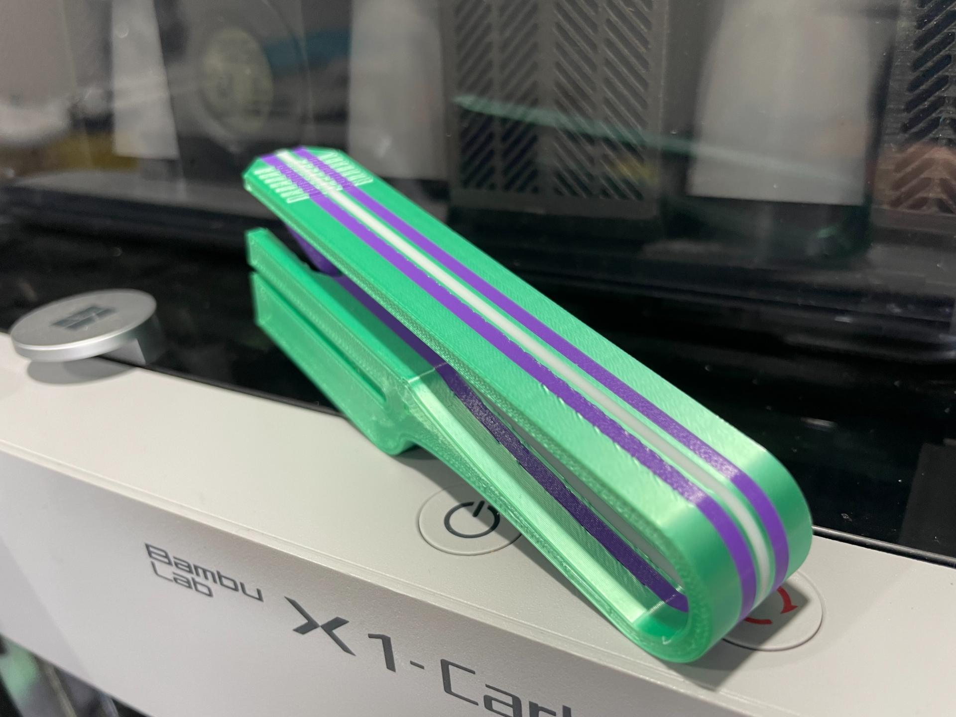 Pill Popper Tool (for Most Pills)