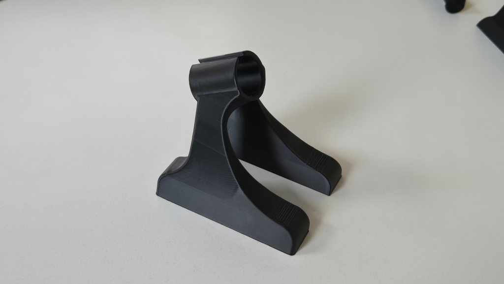 Microphone Stand - 20mm diameter mic - 30° angle