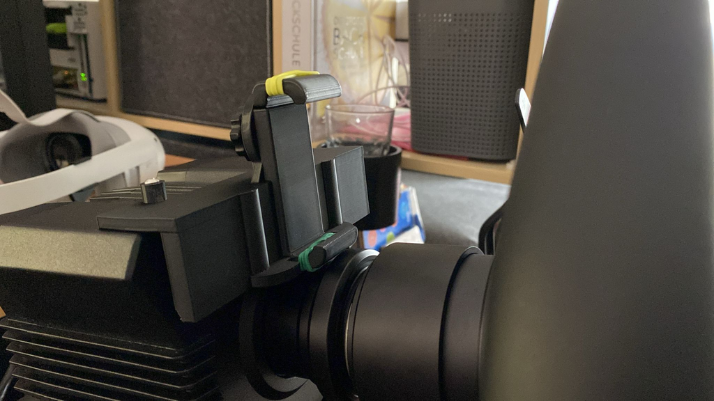 Moza R5 Phone Mount