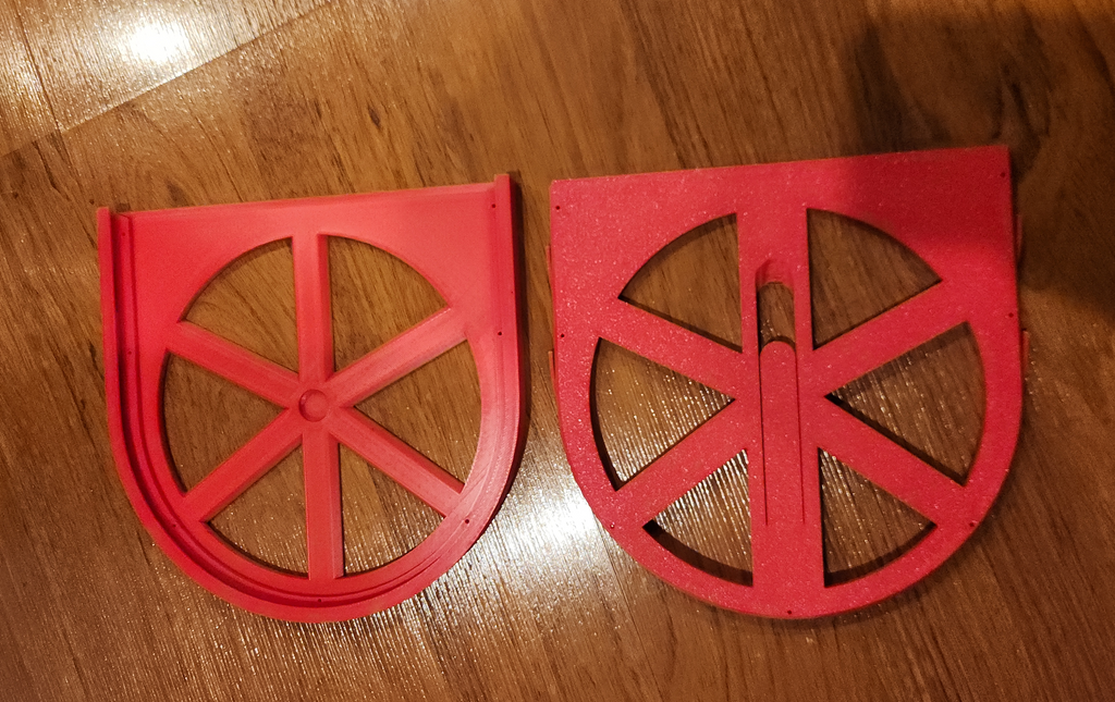 Enclosed Saw Blade Holder - Multiple Sizes