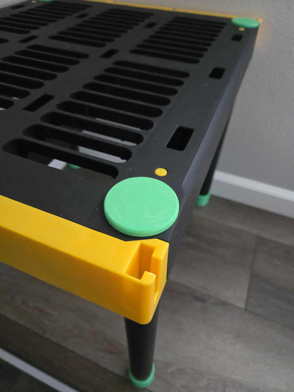 Black & Yellow Plastic Shelf Base Foot and Buttons