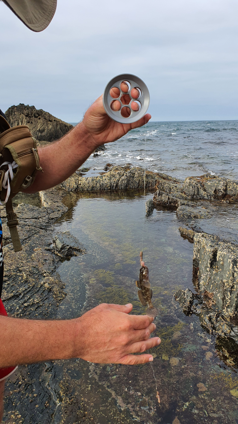Portable hand Fishing ring (cuban YOYO) / Carrete de pesca a mano portátil
