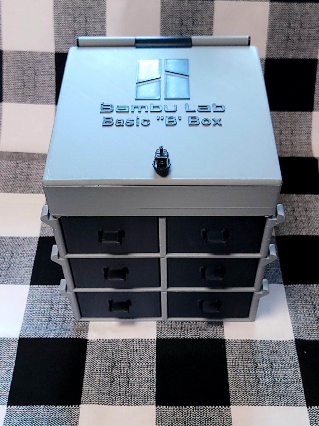 Basic *Bambu* Box w/ benchy knob