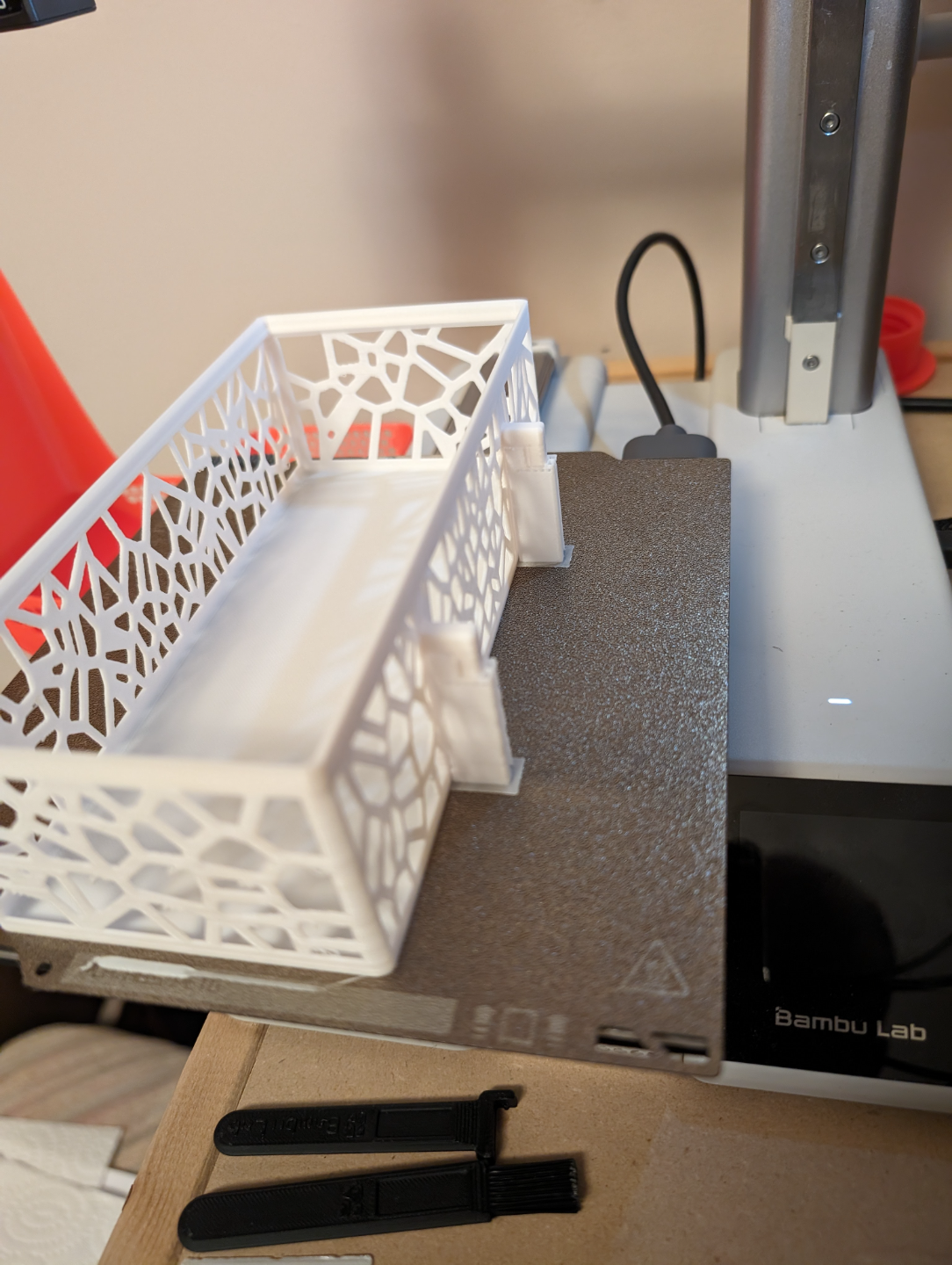Voronoi IKEA SKADIS box