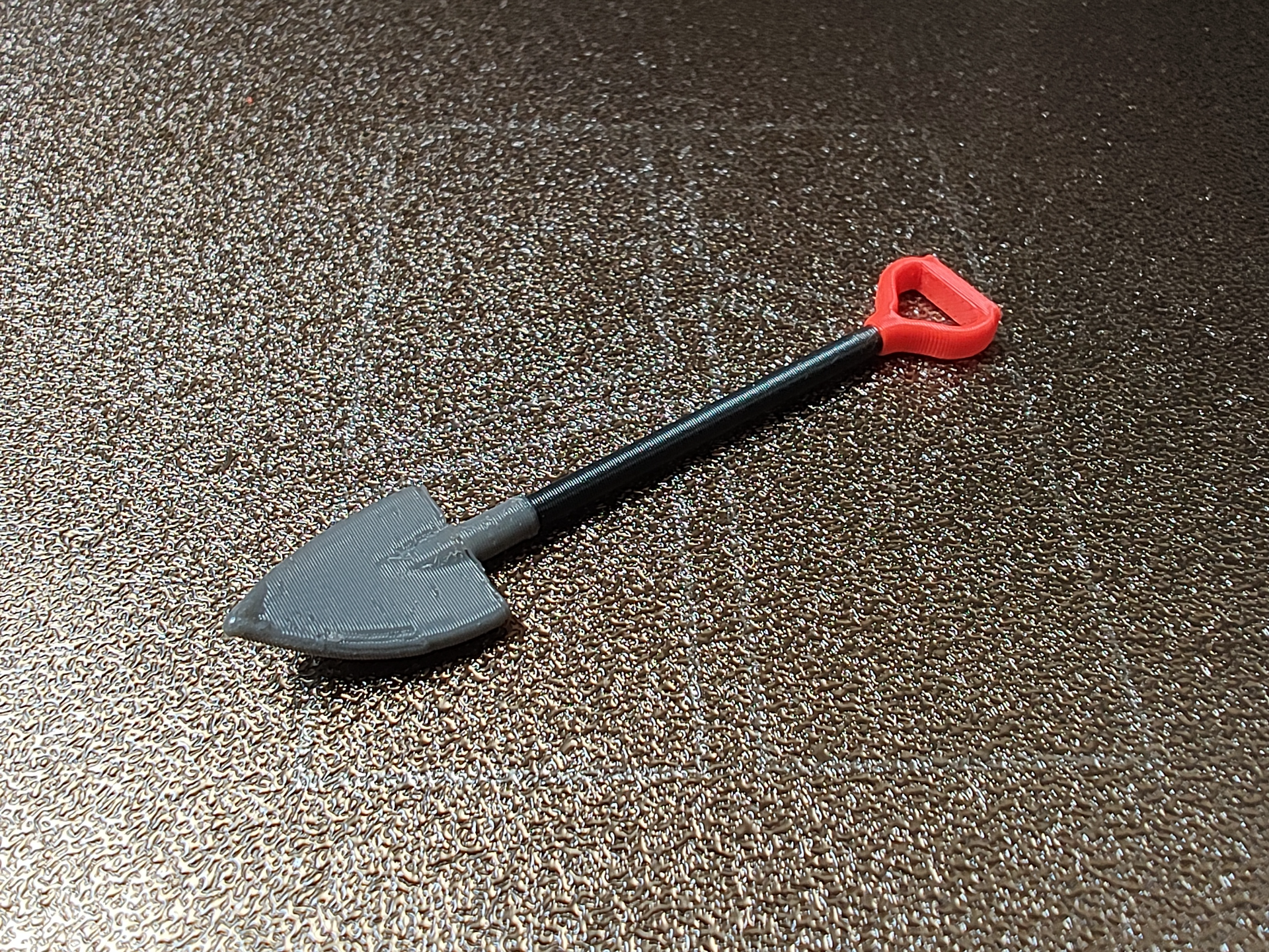 Shovel, spade, pitchfork miniature