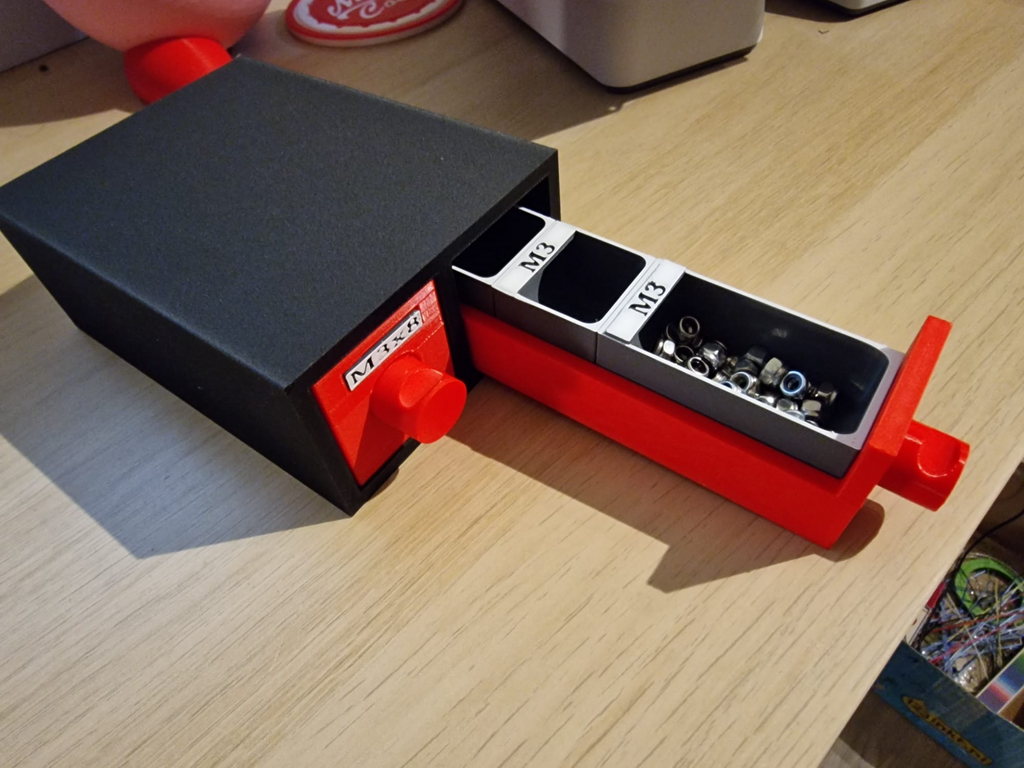 Screw & small stuf organizer/ drawer system [BaBo]