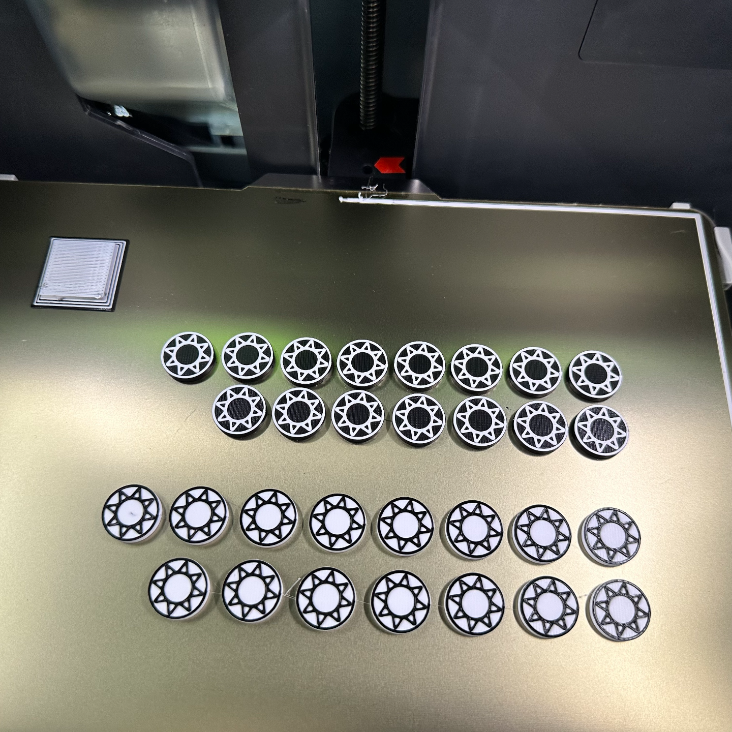 Basic Backgammon Board and Pieces