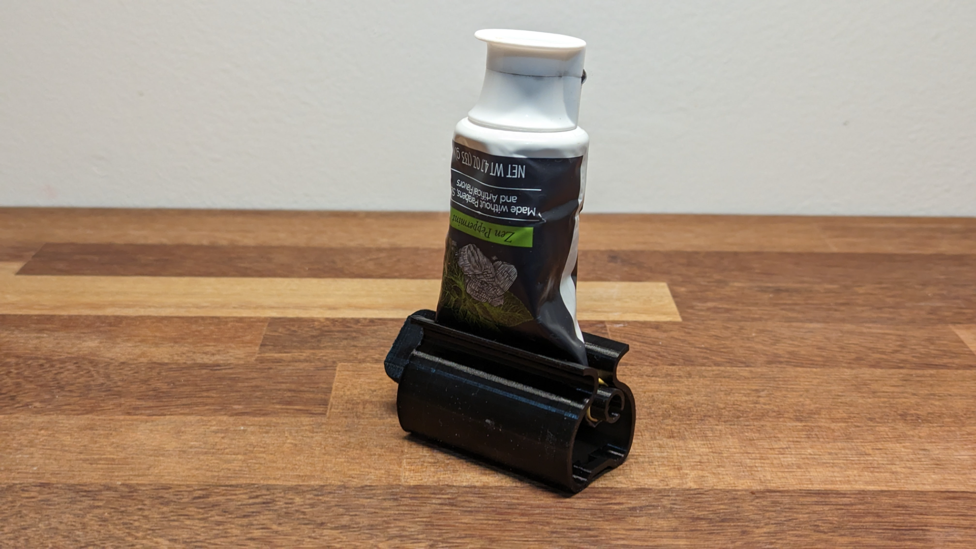 Tooth Paste Roller