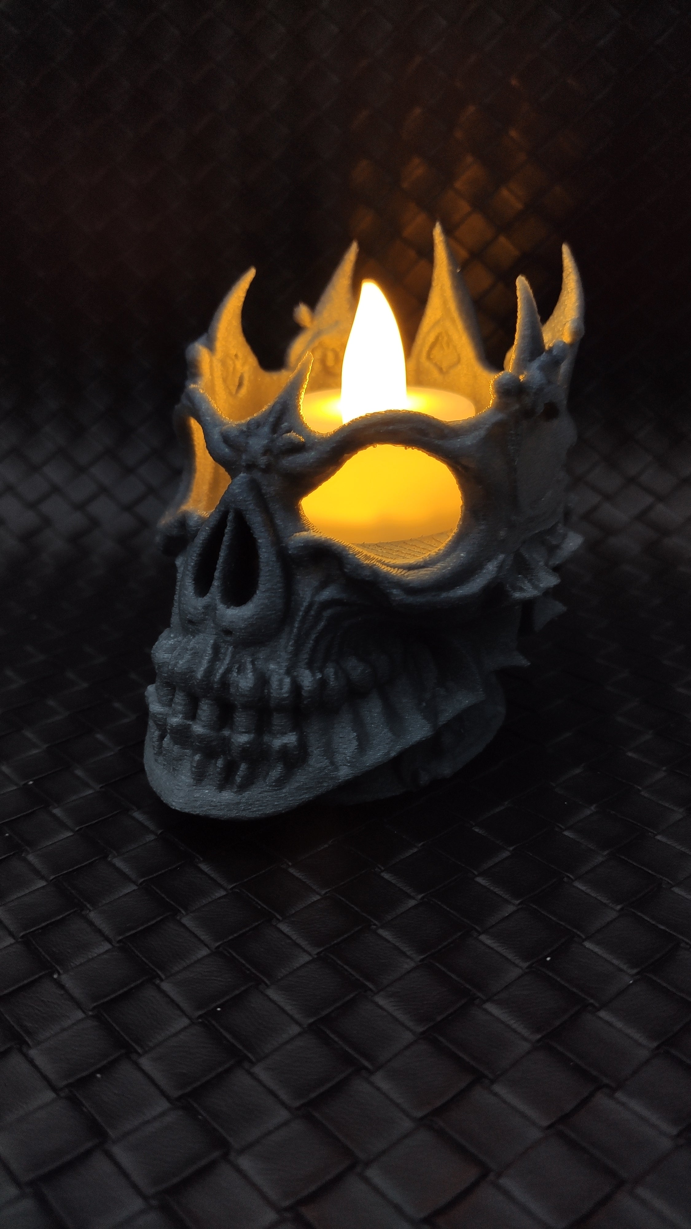 Lich King's skull - LED Tea light Holder