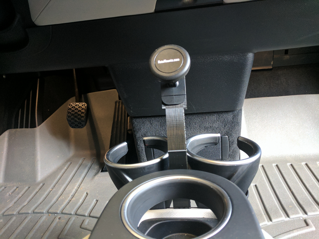 BMW i3 - Tablet Mount