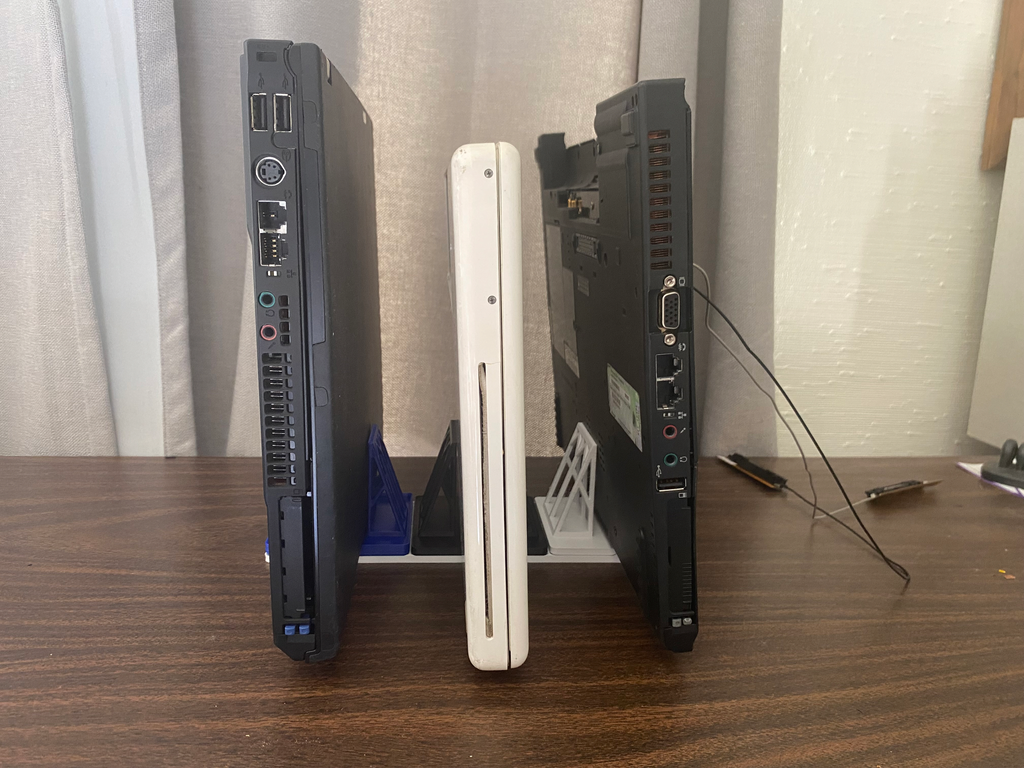 Gridfinity Laptop Stand (Multiple Sizes)
