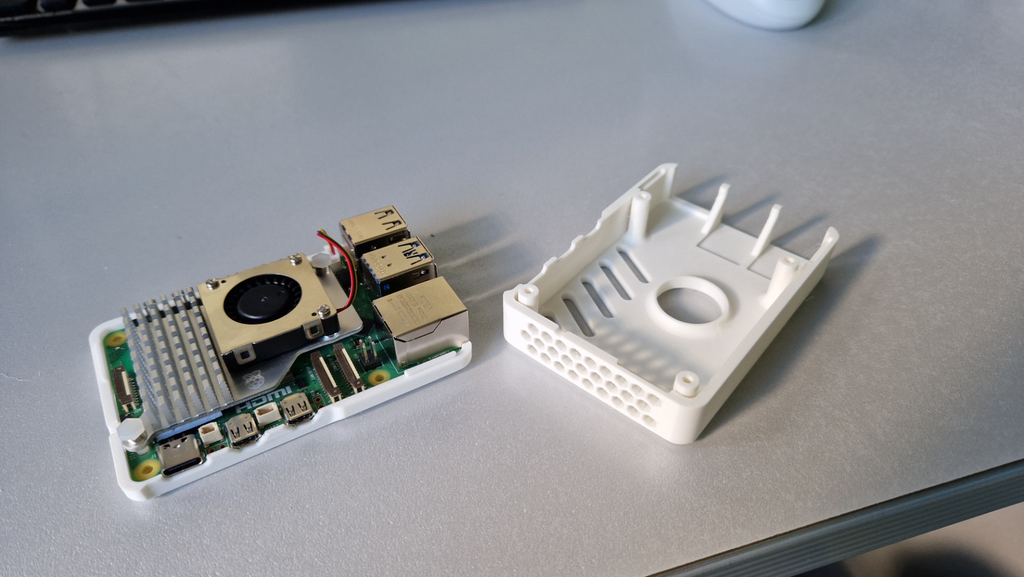 Raspberry Pi 5 Case (mod)