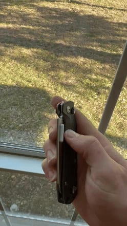 Leatherman Free K4 Knife Thumb Stud - Remix