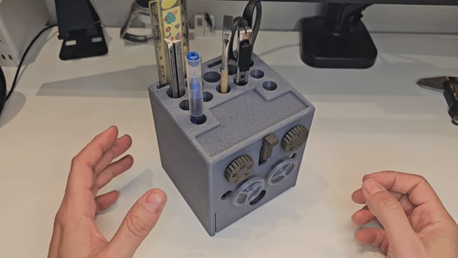 Pen Vault 1.0