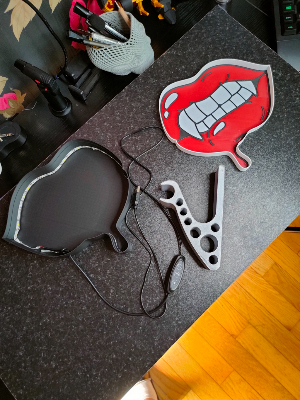 Vampire Fangs Box Light with Stand