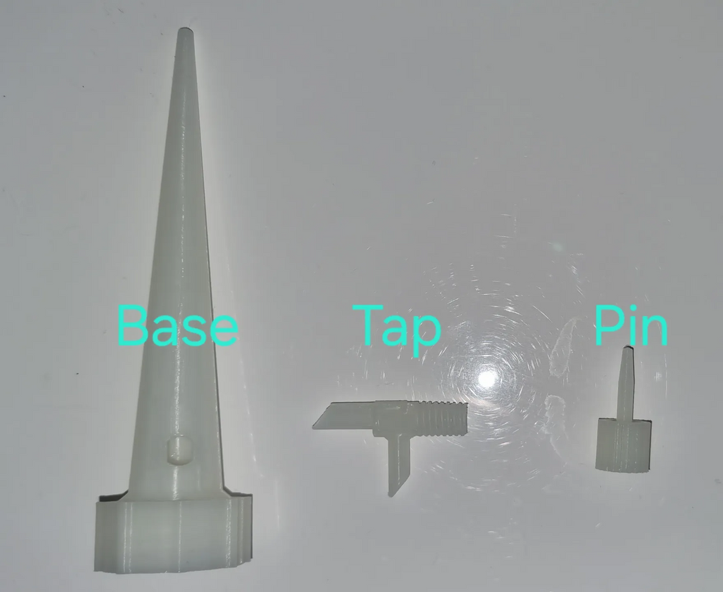 Adjustable Drip Waterer PET-Bottle