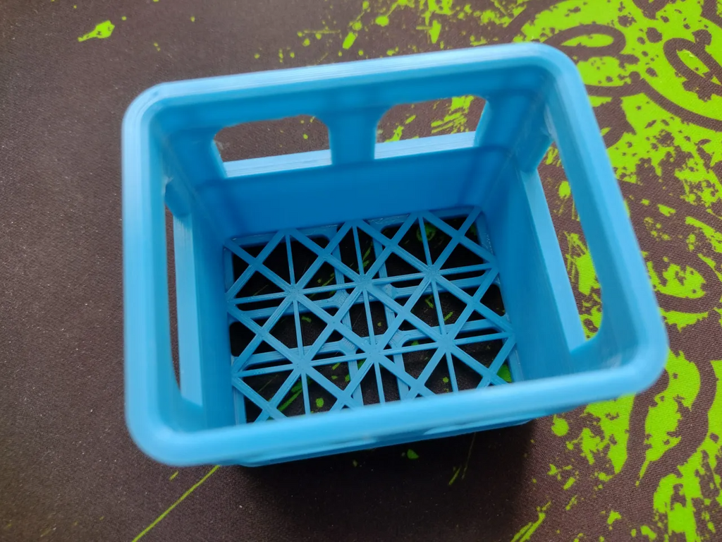 Customizable & stackable beer crate for batteries
