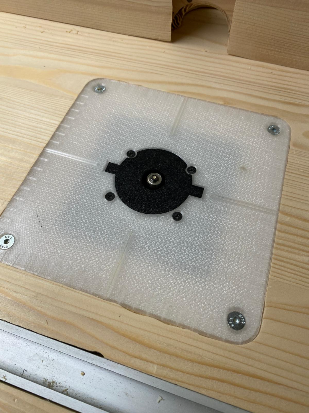 Makita RT0702 Routertabel insert