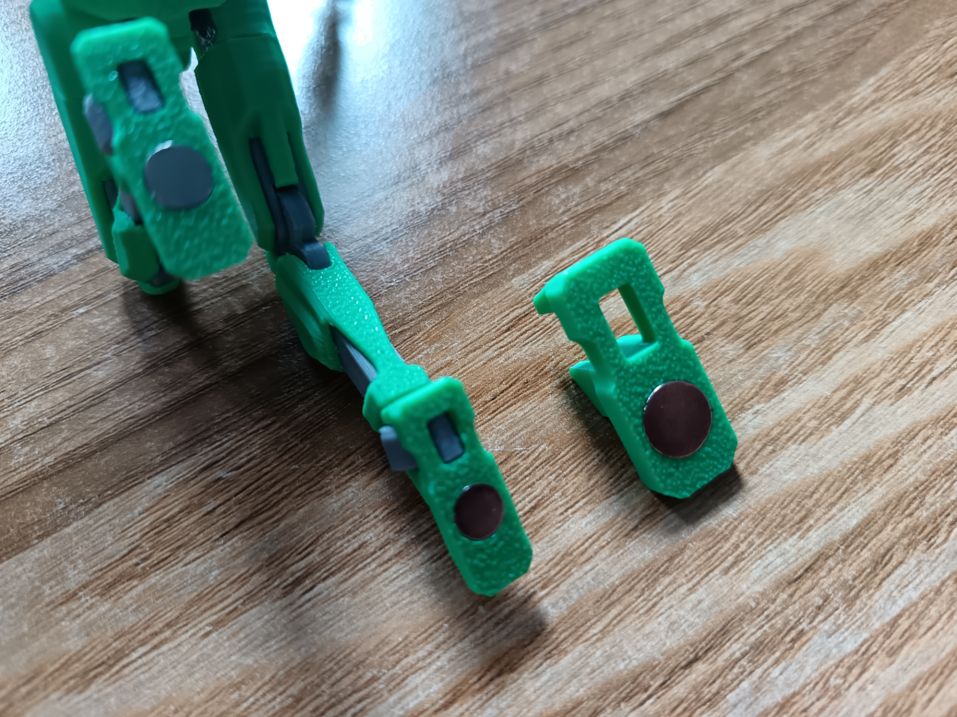 DUMMY 13 Magnetic Foot