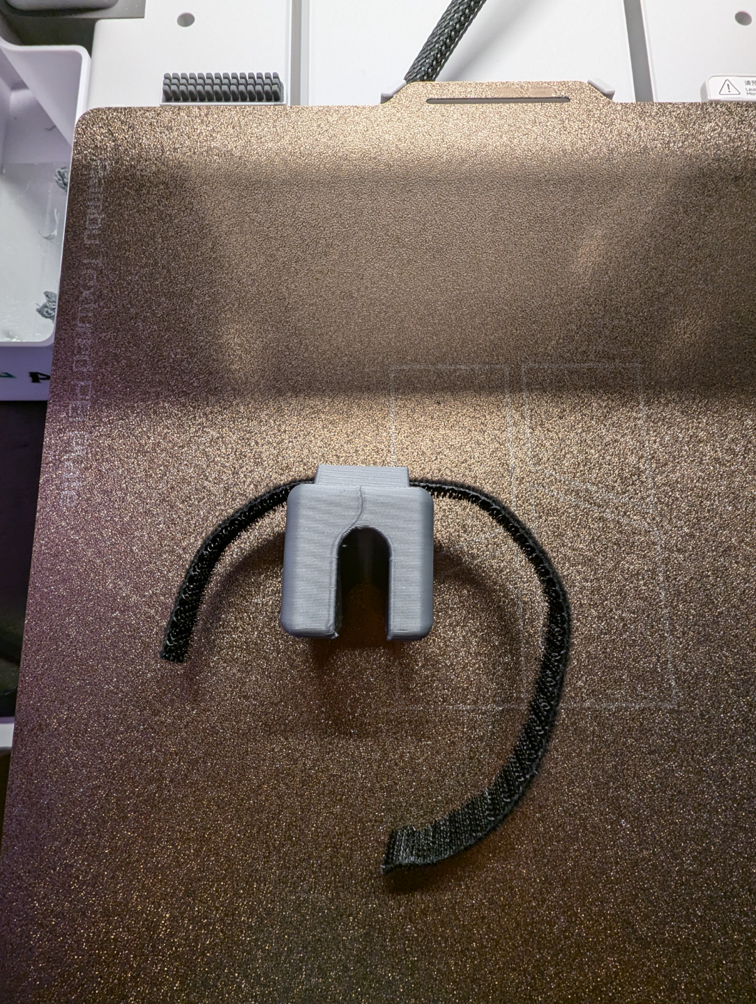 Heatbed cable guide for A1