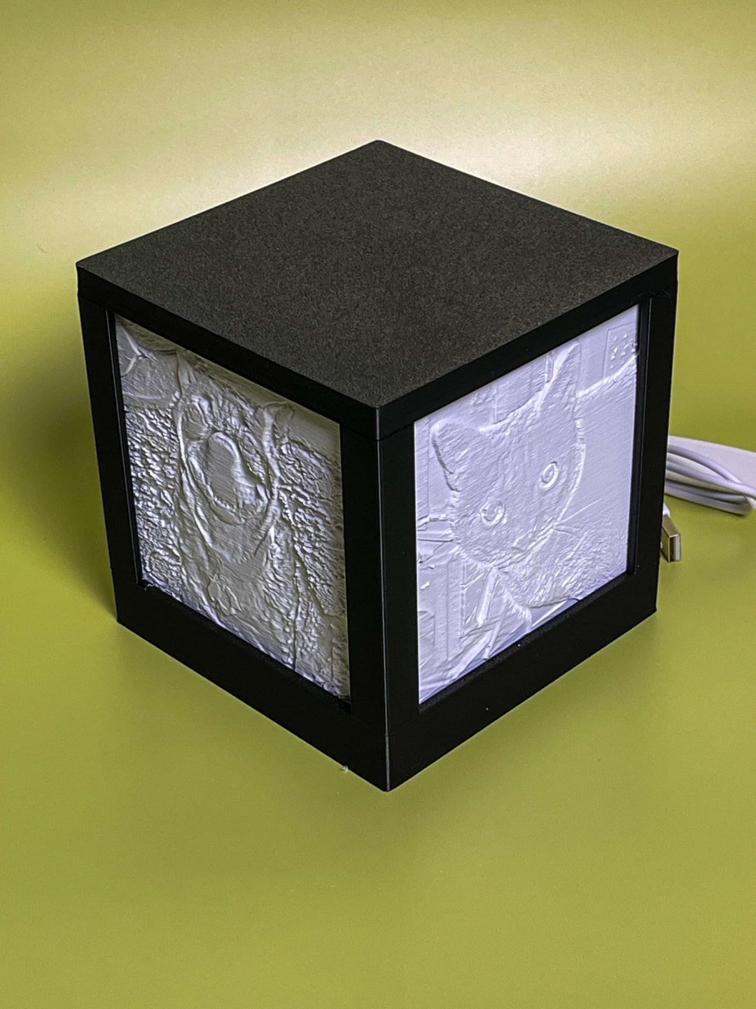 V2 - Wood Light - 110mm Lithophane Cube Frame