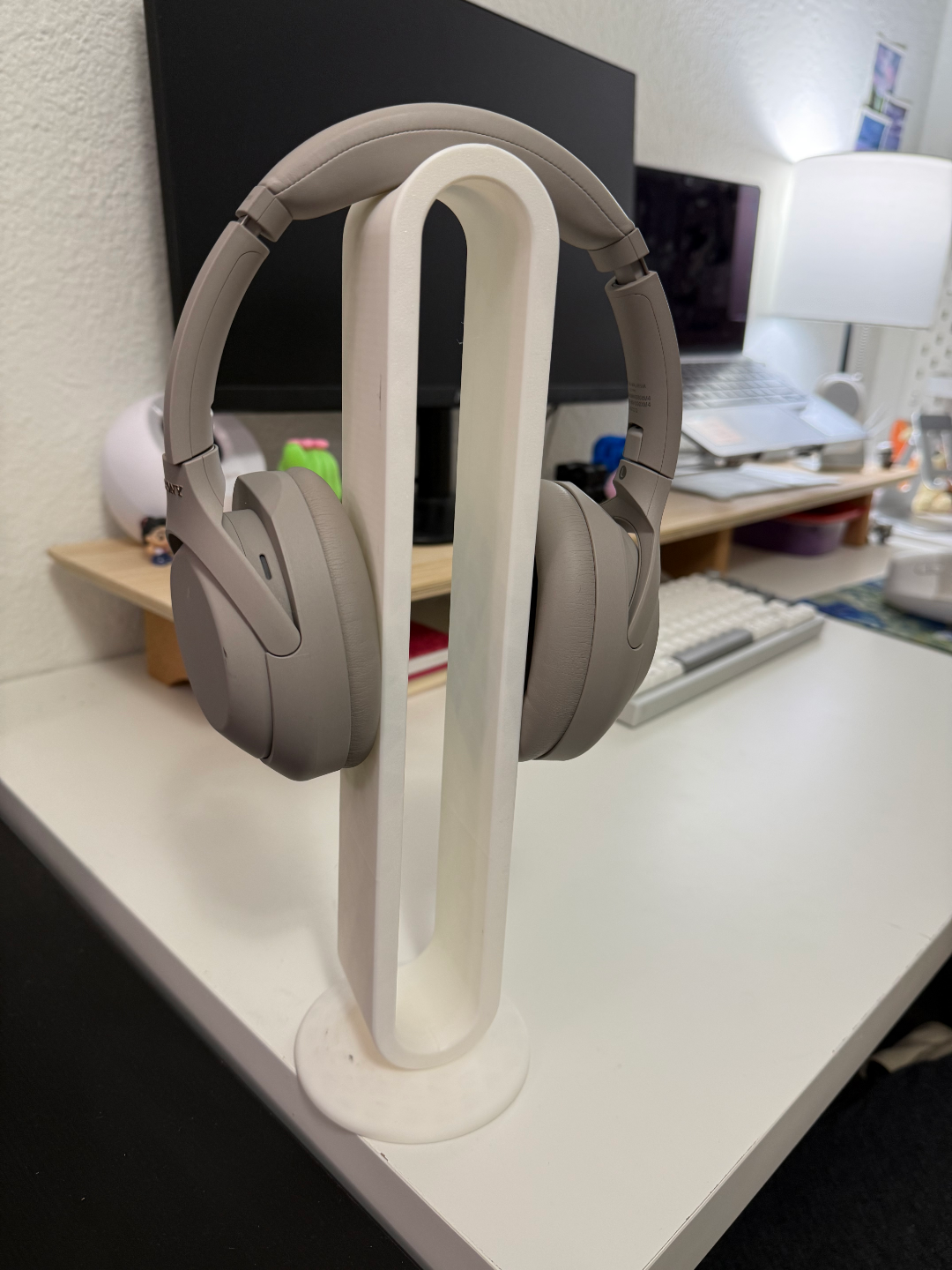 Very Tall Headphone Stand